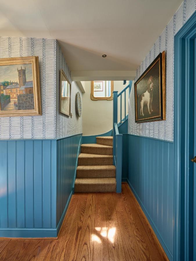 Townhouse Suites- Abbey Row ملمسبوري المظهر الخارجي الصورة