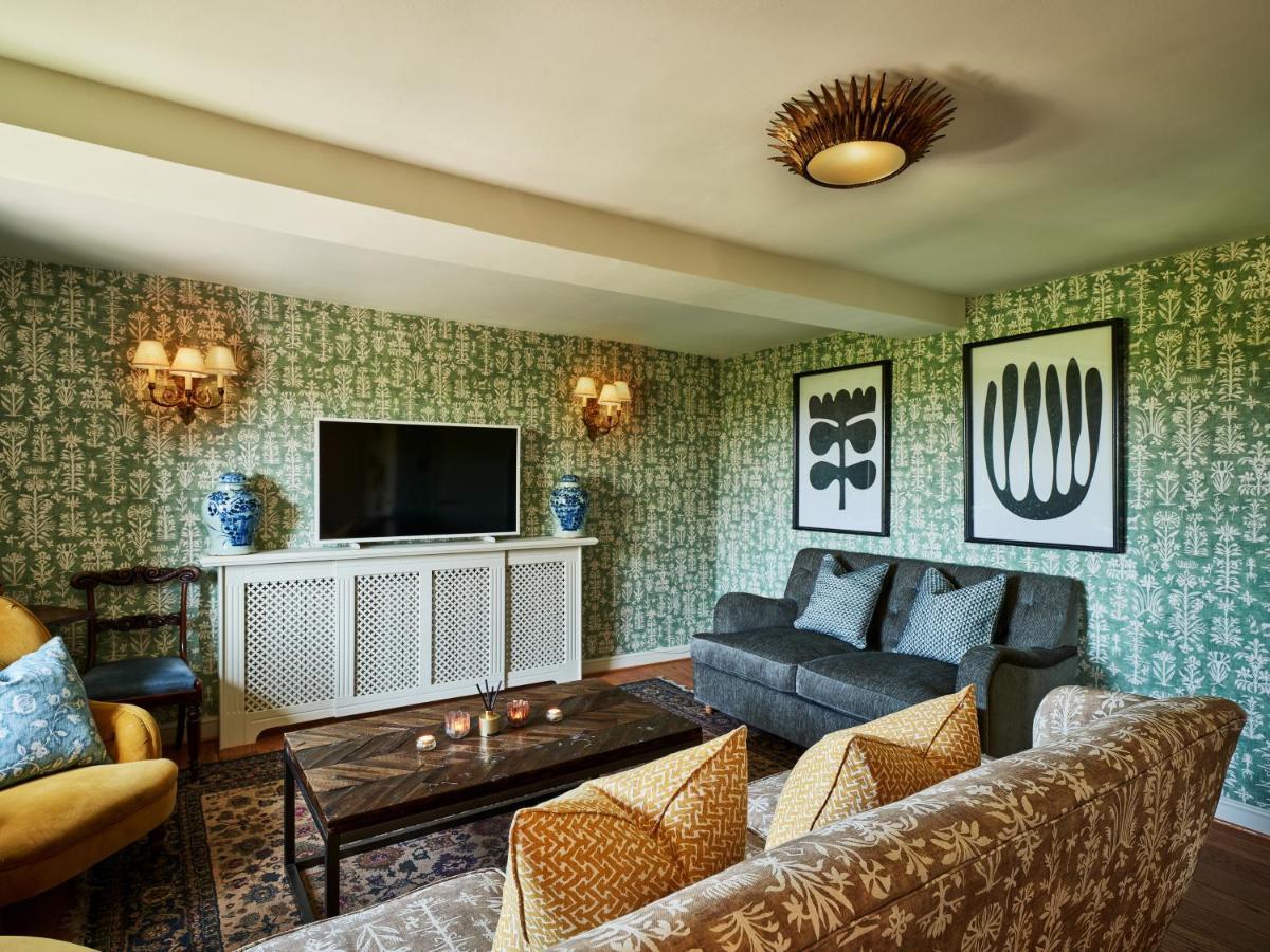 Townhouse Suites- Abbey Row ملمسبوري المظهر الخارجي الصورة